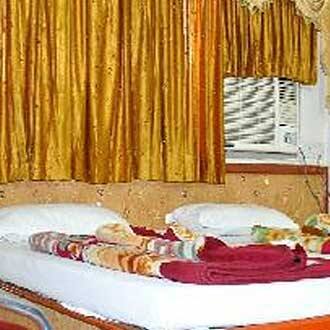 Hotel Relax, Anand 2